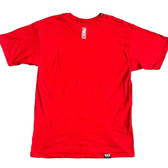 PUCK HCKY RED “PLAY ANGRY AND CHECK SOMEONE” SHORT SLEEVE GRAPHIC T-SHIRT - Picture 3 of 6